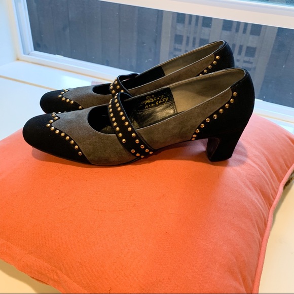 🎈Vintage Studded Suede Spectator Pumps 8.5 🎈 - Picture 2 of 4